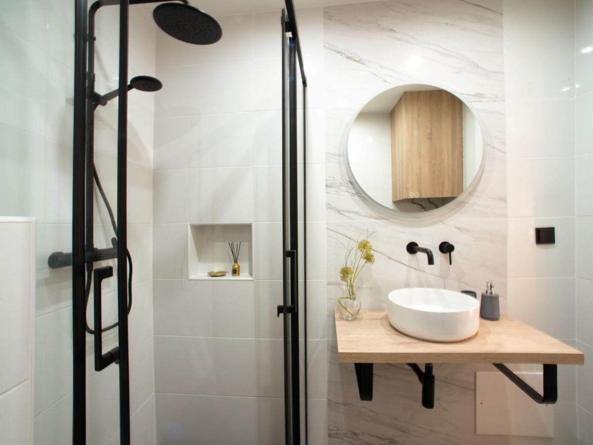 Apartment Lovely Sea View By Interhome *